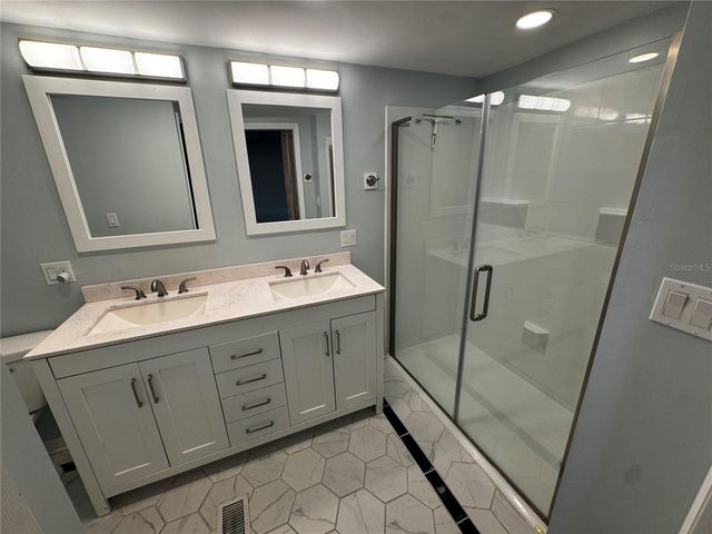 1003 OREN AVENUE, Lady Lake, FL 32159