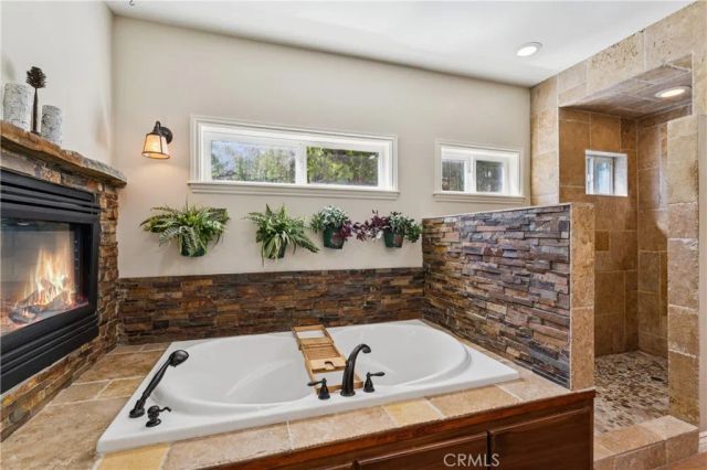 191 S Fairway, Lake Arrowhead, CA 92352