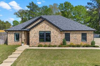 111 Kenswick St., Henderson, TX 75654