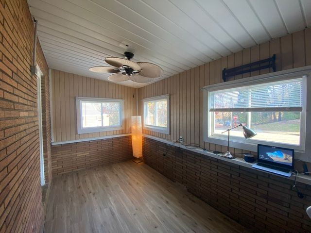 57 Seneca Dr, Mt Lebanon, PA 15228