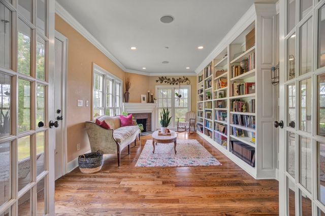 2859 Cedar Hill Drive, Fayetteville, AR 72703