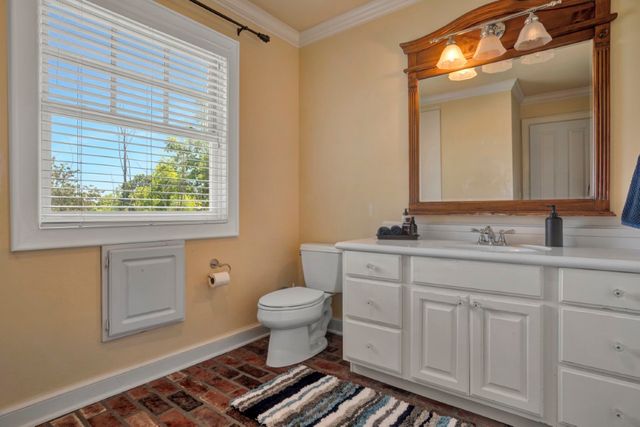 2859 Cedar Hill Drive, Fayetteville, AR 72703