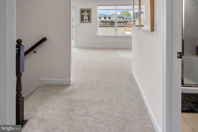 3806 RAINIER DR, Fairfax, VA 22033