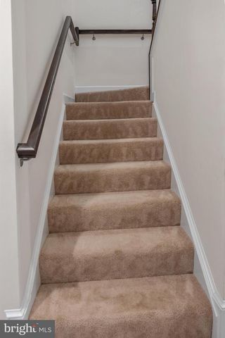 3806 RAINIER DR, Fairfax, VA 22033