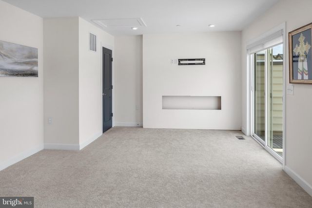 3806 RAINIER DR, Fairfax, VA 22033