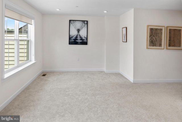 3806 RAINIER DR, Fairfax, VA 22033