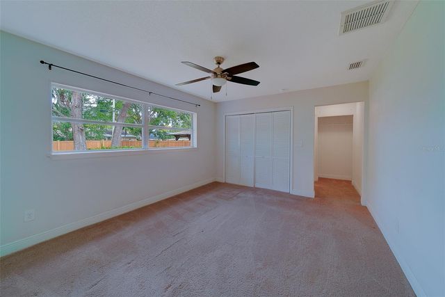 225 36TH AVENUE NE, St Petersburg, FL 33704