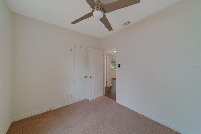 225 36TH AVENUE NE, St Petersburg, FL 33704