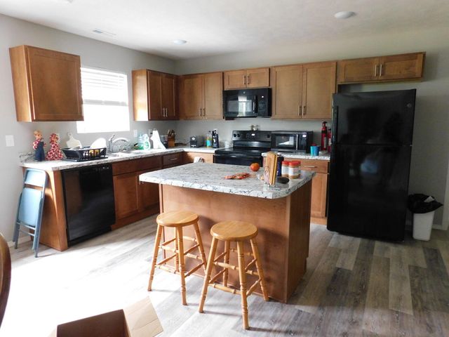 1210 Abbey St., Monett, MO 65708