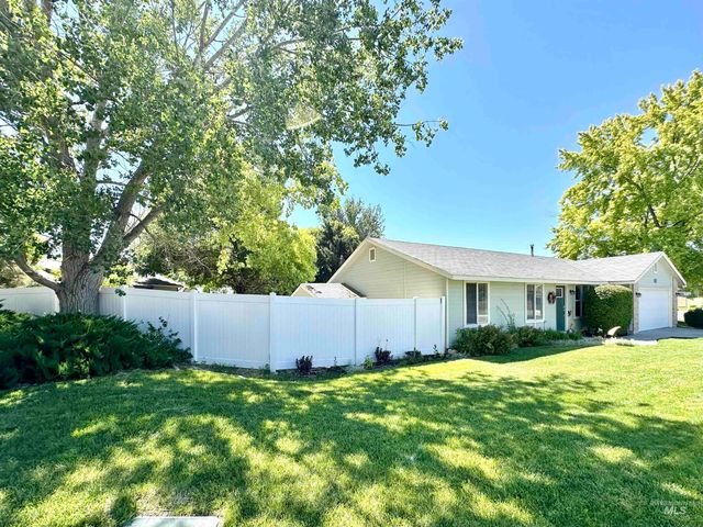 2472 N Maxie Way, Meridian, ID 83646