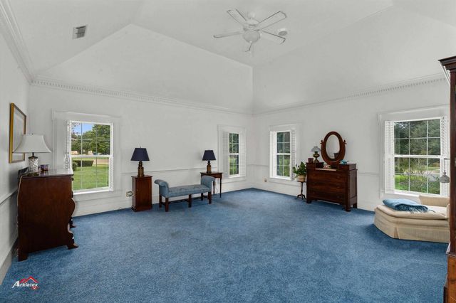 203 Azalea Way, Marshall, TX 75672