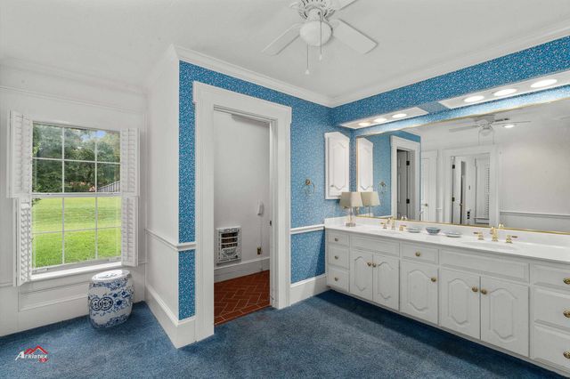 203 Azalea Way, Marshall, TX 75672