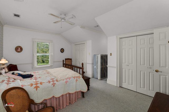 203 Azalea Way, Marshall, TX 75672