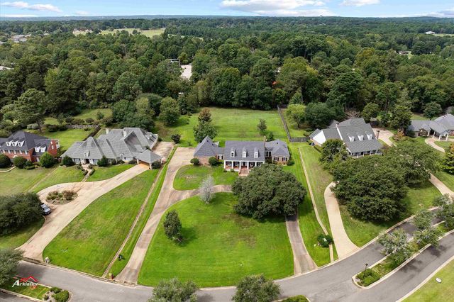 203 Azalea Way, Marshall, TX 75672