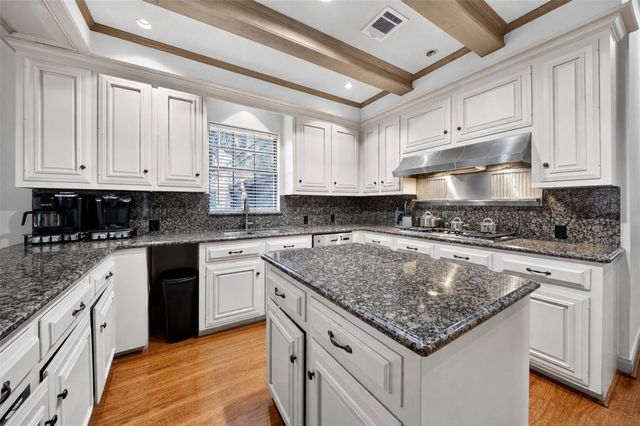 2510 Potomac Drive A, Houston, TX 77057
