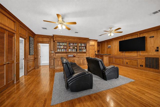 2510 Potomac Drive A, Houston, TX 77057