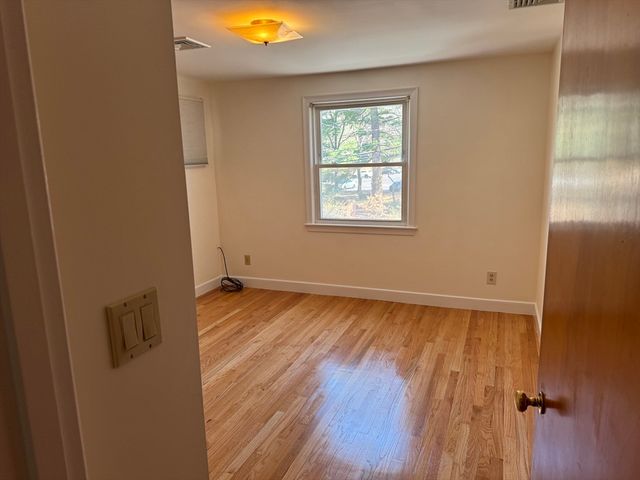174 Forest, Waltham, MA 02452