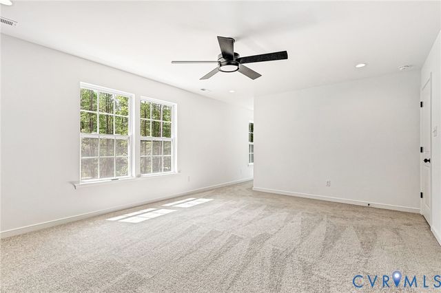 2359 N Waterside Dr, Lanexa, VA 23089