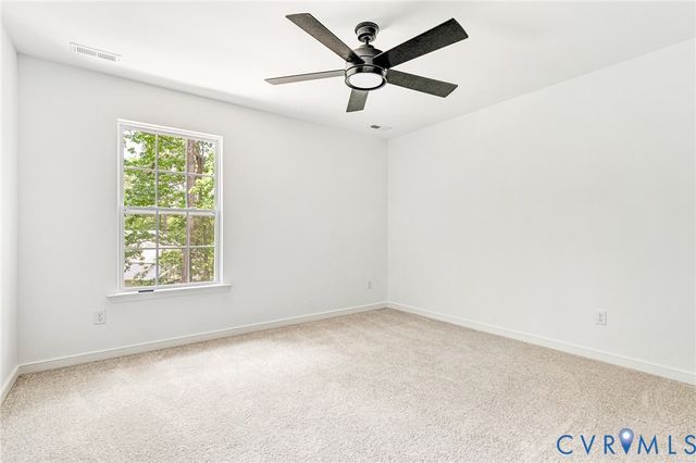 2359 N Waterside Dr, Lanexa, VA 23089