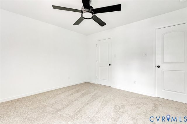 2359 N Waterside Dr, Lanexa, VA 23089