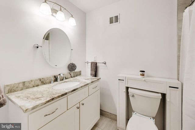 6670 HORSESHOE DR, La Plata, MD 20646