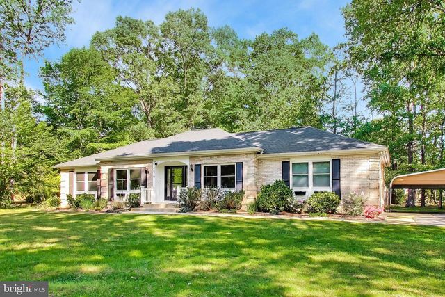 6670 HORSESHOE DR, La Plata, MD 20646