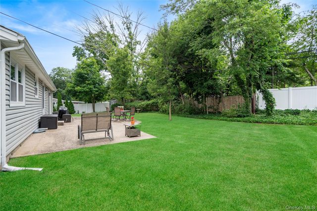 16 Bruce Drive, South Setauket, NY 11720
