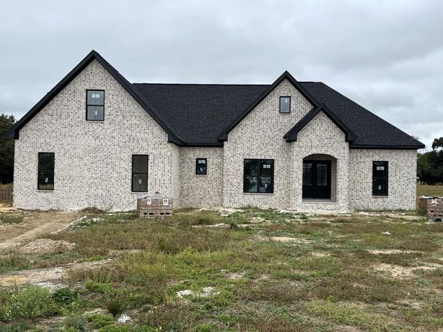 780 County Road 9, Headland, AL 36345