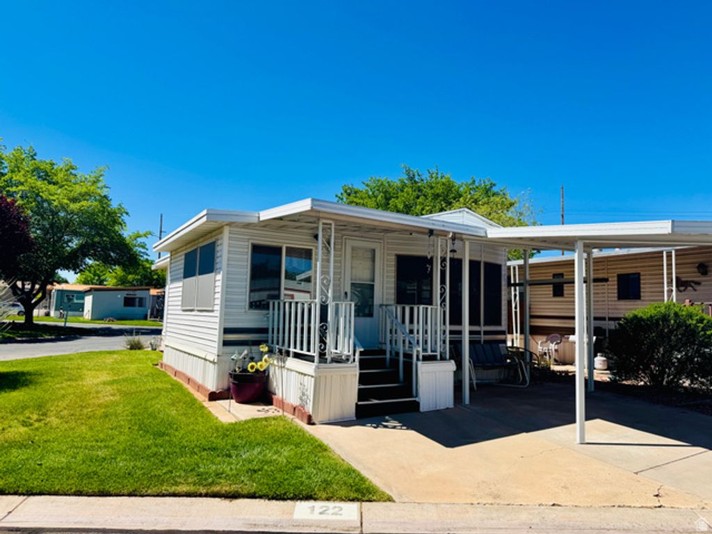 Image 2 of property listing at 1160 E TELEGRAPH ST #122, Washington, UT 84780