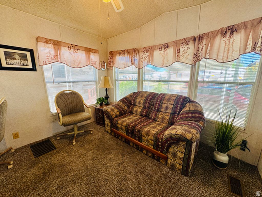 Image 4 of property listing at 1160 E TELEGRAPH ST #122, Washington, UT 84780