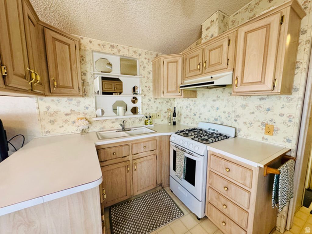 Image 8 of property listing at 1160 E TELEGRAPH ST #122, Washington, UT 84780
