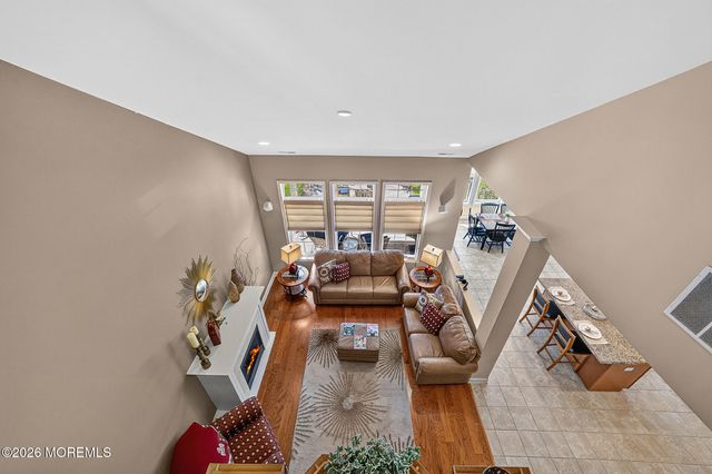 3 Aquaduct Road, Monroe, NJ 08831