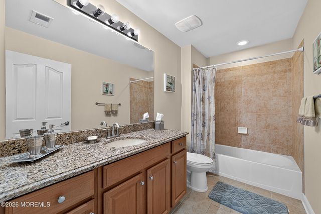 3 Aquaduct Road, Monroe, NJ 08831