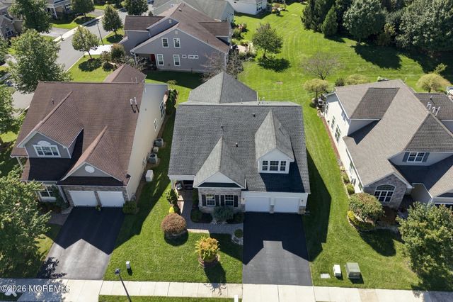 3 Aquaduct Road, Monroe, NJ 08831