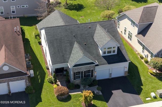 3 Aquaduct Road, Monroe, NJ 08831