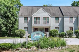 1465 Hooksett Rd Unit 373, Hooksett, NH 03106