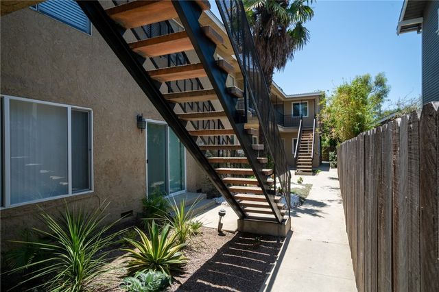 3700 E 4th Street, Long Beach, CA 90814
