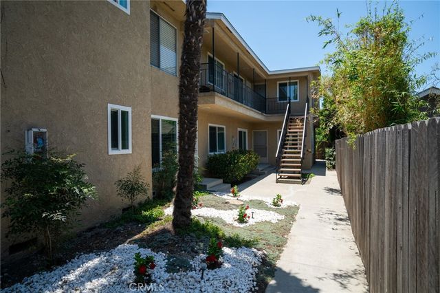 3700 E 4th Street, Long Beach, CA 90814