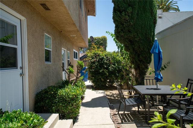 3700 E 4th Street, Long Beach, CA 90814