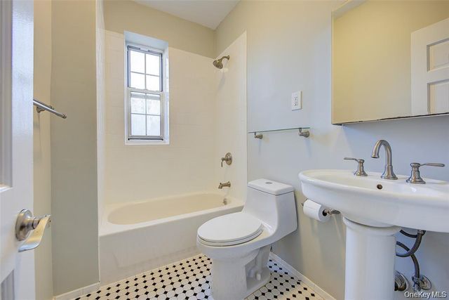 7915 35th Avenue 5A, Jackson Heights, NY 11372