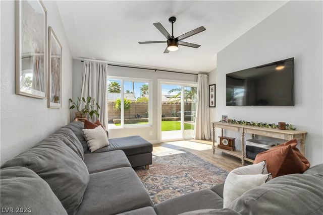 13 Beaver Ridge Avenue, North Las Vegas, NV 89031