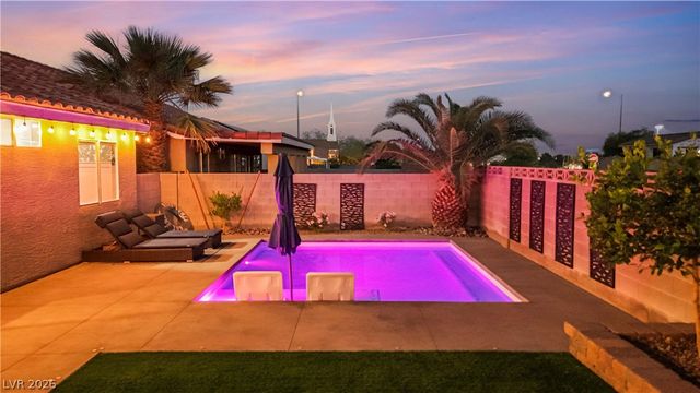 13 Beaver Ridge Avenue, North Las Vegas, NV 89031