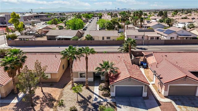 13 Beaver Ridge Avenue, North Las Vegas, NV 89031
