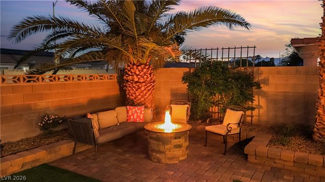 13 Beaver Ridge Avenue, North Las Vegas, NV 89031