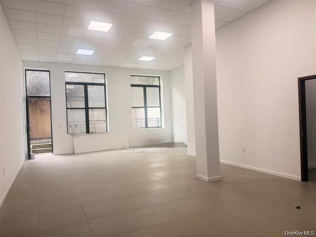 132-25 41 Avenue 4A, Flushing, NY 11354