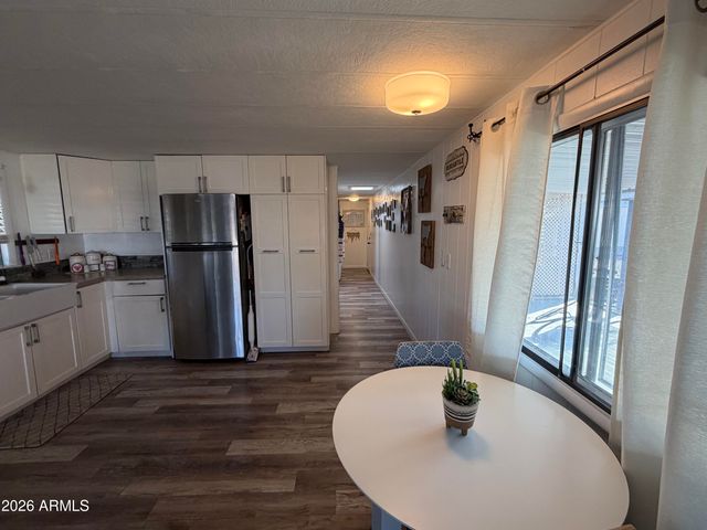 3104 E BROADWAY Road N 307, Mesa, AZ 85204