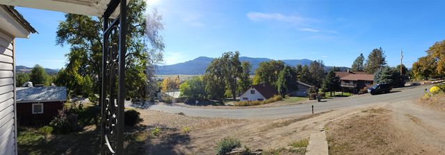 1034 N Oak St, Colville, WA 99114
