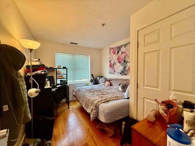 660 Cambridge St 402, Cambridge, MA 02141