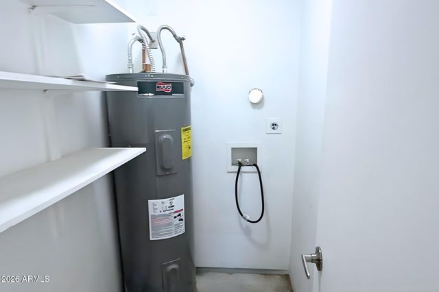 713 W 1ST Avenue 201, Mesa, AZ 85210