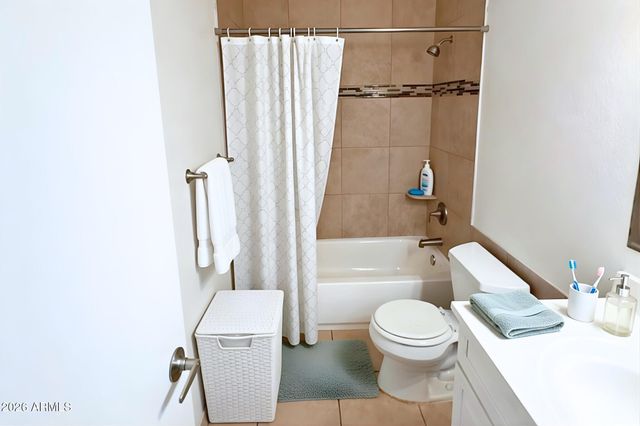 713 W 1ST Avenue 201, Mesa, AZ 85210